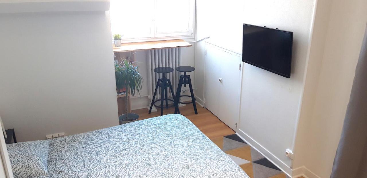 Studio Republique Centre Netflix Inclus Orleans Bagian luar foto
